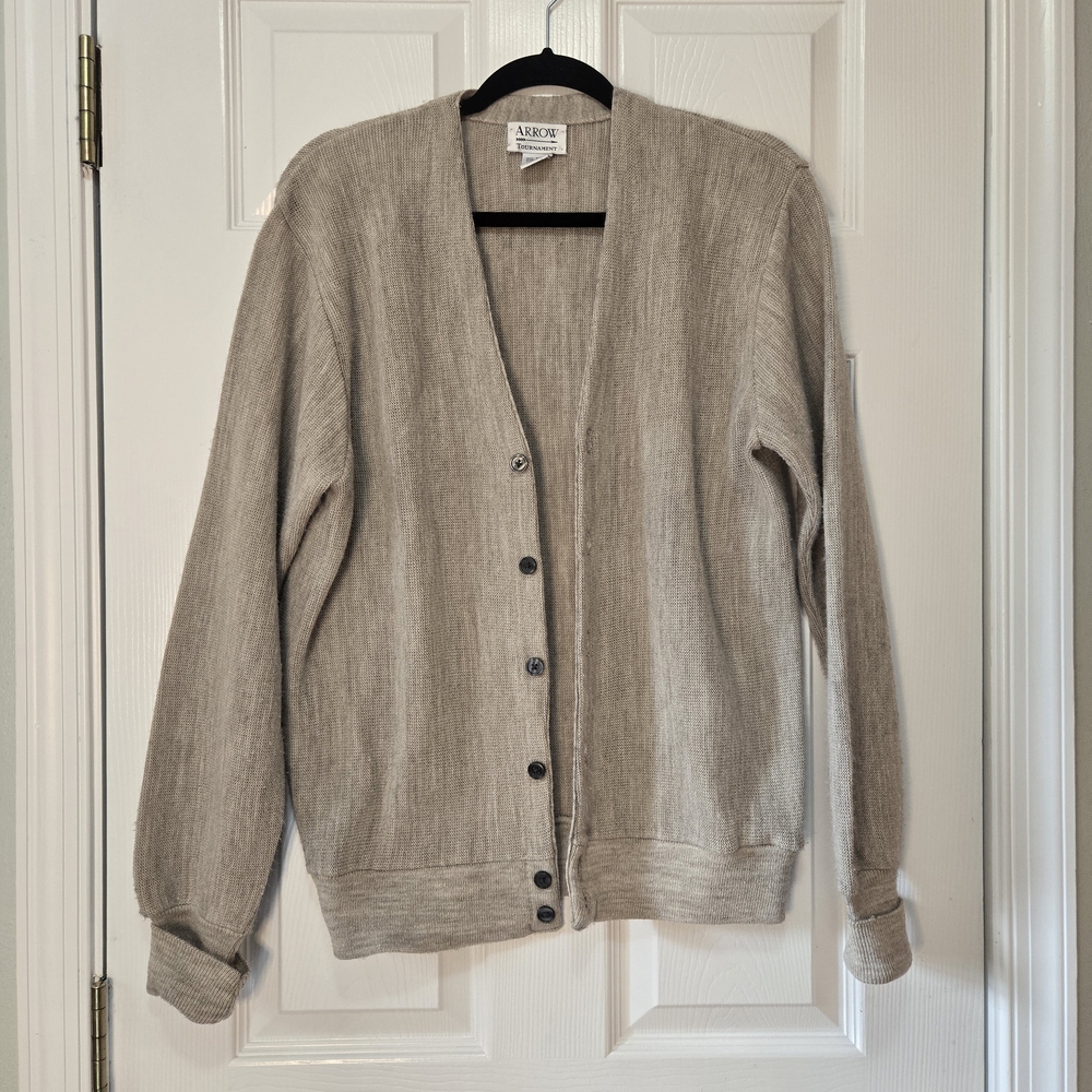 Vintage Arrow Tournament Grey Cardigan Cozy Size Medium